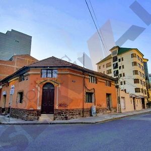 Local Comercial En Esquina B.de Padilla Y España