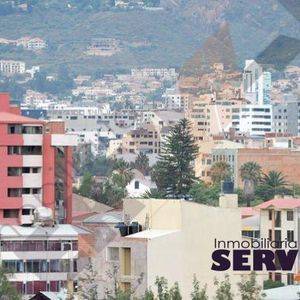 Departamento En Alquiler En Inmediaciones Av Oquendo- Heroínas