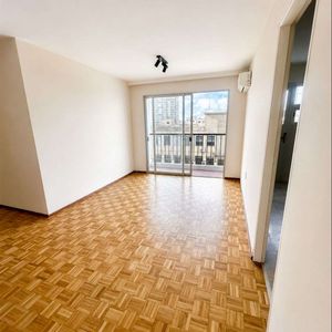 Alquiler Apartamento 2 Dormitorios 2 Baños Y Terraza