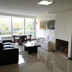 Oportunidad Venta!! Excelente Apto Totalmente Reciclado. Avda Roosvelt, Parada 5