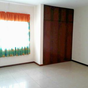 Hermosa Casa En Venta En Urb. California