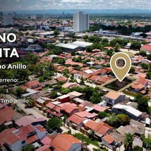 Terreno Casa En Venta A Cuadras De La Av.banzer