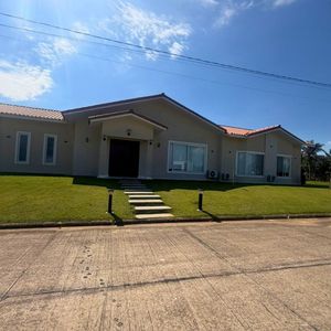 Casa De Lujo En Venta – Estilo Americana 