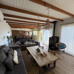 Venta Y Alquiler De Muy Linda Casa De 2 Dormitorios Y 2 Baños En Miramar Acres