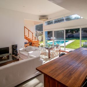 Venta Casa Punta Del Este Tres Dormitorios Piscina Nueva! Zona Marly!
