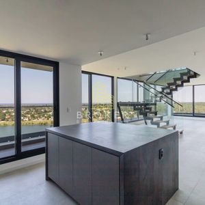 Venta Apartamento Duplex En Carrasco Boating, 4 Suites