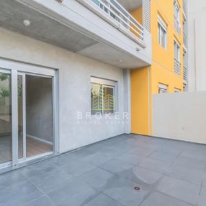 Alquiler Apartamento 1 Dormitorio Con Patio - Opción Garage Tres Cruces