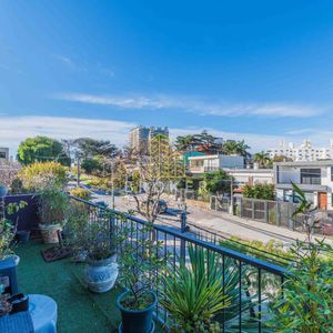 Venta Casa Malvin 4 Dormitorios Ph De Altos