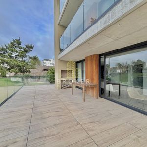 Venta Apartamento 2 Dormitorios Punta Del Este Mansa Frente Al Mar Parrillero