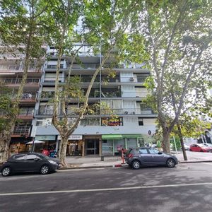 Alquiler Apartamento Pocitos 2 Dormitorios Y Servicio 2 Baños