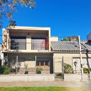 Reservada! Excepcional Casa En Venta En Prado, Pu A Nuevo, 5 Dormitorios Y 4 Baños, Para Entrar, Patio, Jardín, Gge