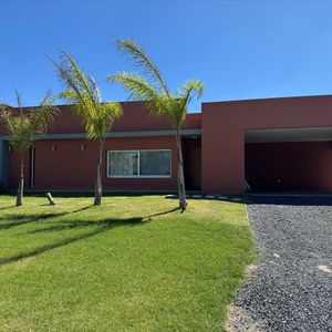 Hermosa Casa 5 Dor. 4 Baños. Gge. VIñedos