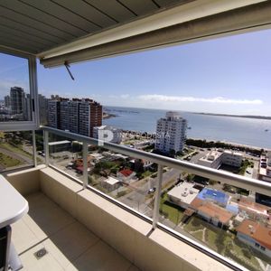 Apartamento En Alquiler, Mansa, Punta Del Este, 2 Dormitorios.