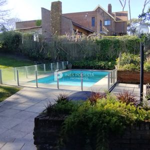Venta Casa En Pinares 4 Dormitorios