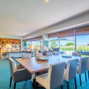 Venta 3 Suites Más Dependencia De Servicio
