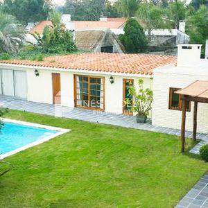 Alquiler Temporada Casa En Mansa 4 Dormitorios