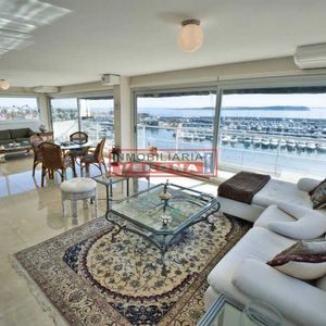 Puerto. Exclusivo Apartamento 1era Línea Sobre Amarras