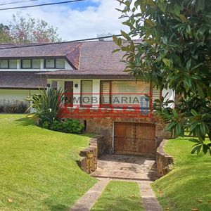 Vende Gran Casa Para Vivir Todo El Año, De 3 Dormitorios En Punta Del Este