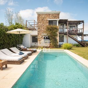Espectacular Casa En Venta En El Chorro Manantiales Con Impresionantes Vistas Al Mar - Ref : Pbi12329
