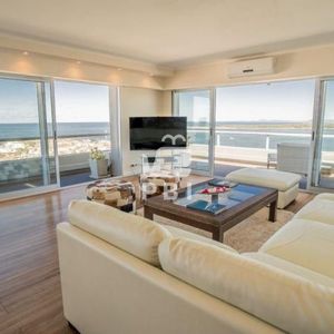 Venta De Exclusivo Pent-house, Playa Mansa -  Monarca - Ref : Pbi12476