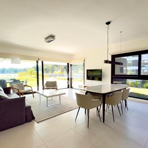 Apartamento De 2 Dormitorios En Crystal Views, Solanas -  Crystal View - Ref : Pbi13322