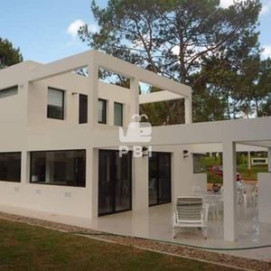 Casa En Venta Solanas Country 3 Dormitorios - Ref : Pbi14