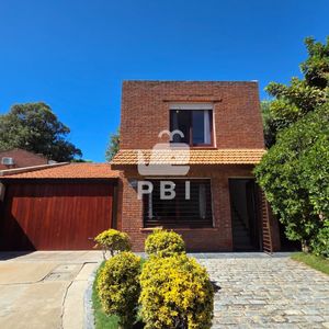 Casa 3 Dormitorios En Punta Del Este