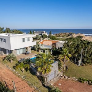 Venta Casa De 3 Dormitorios, Tio Tom, Punta Ballena. - Ref : Pbi1703