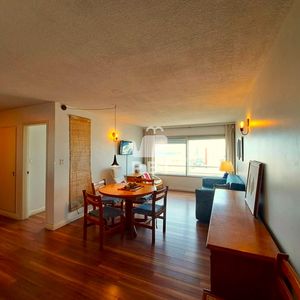 Venta  Apartamento 1 Dormitorio En Península  - Torre Libertador. - Ref : Pbi1911