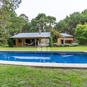 Alquiler Temporario De Casa, Punta Ballena En Portezuelo Bosque