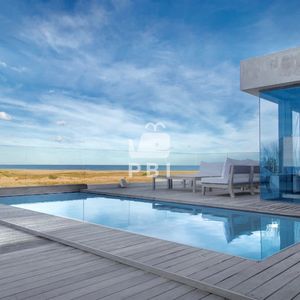 Espectacular Y única Casa Sobre La Playa De Manantiales, Alquiler. - Ref : Pbi2413
