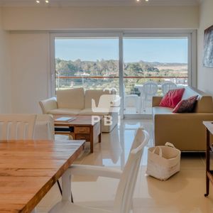 Venta Apartamento En Venta Playa Mansa 3 Dormitorios - Veramansa - Ref : Pbi3058