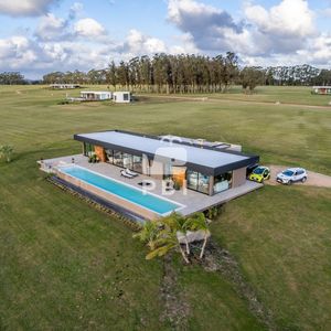Casa De 2 Dormitorios En Laguna De Los Cisnes - Ref : Pbi3238