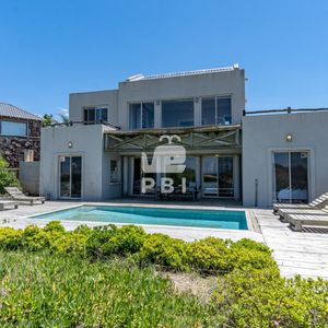 Alquiler Temporario De Casa De 4 Dormitorios En Tio Tom, Punta Ballena
