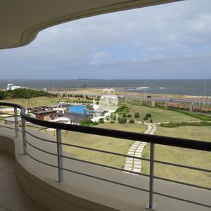 Venta Apartamento 3 Dormitorios, Playa Mansa. - Veramansa - Ref : Pbi593