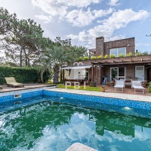 Casa En Tio Tom 6 Dormitorios - Ref : Pbi918