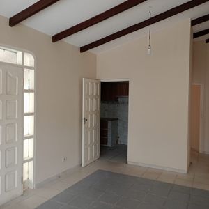 Casa En Alquiler Con Un Departamento En La Parte Posterior