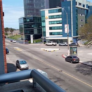 Divino Al Frente, 2do Piso Por Escalera. 2 Dormitorios. Placares. 2 Terrazas.  Garage Lugar Fijo U$s 167.000.-