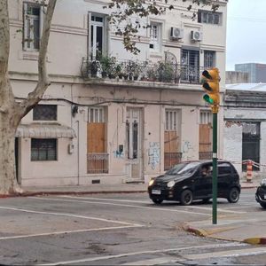 A Reciclar. Arquitectos, Constructores, Inversores. Ejido Y Durazno. Gran Oportunidad Todo Al Frente. U$s84.000