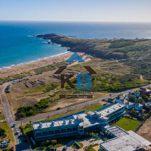 Punta Ballena Frente A La Playa
