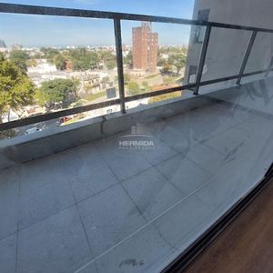 Grou Habitat: Panorámico 1 Dormitorio Con Amplia Terraza .