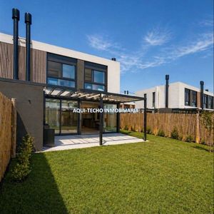 Venta Espectacular Casa Con Diseño , 3 Dormitorios Y 3 Baños