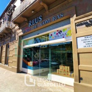 Montevideo - Locales Comerciales En Paseo De Compras Reus