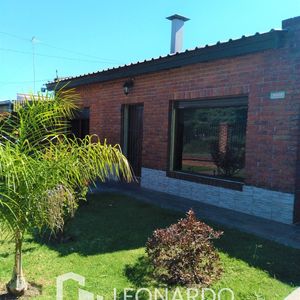 Venta - Casa - 3 Dormitorios - Carmelo