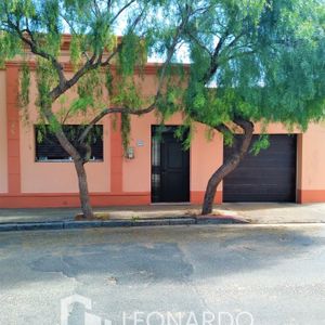 Venta - Casa - 3 Dormitorios - Carmelo - Zona Rambla