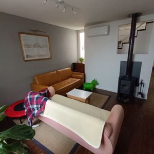 Dueño Vende Ph 2d 2b En Ciudad Vieja / Charming Duplex In The Old City