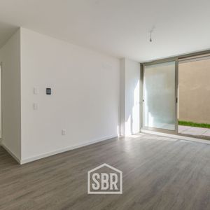 Venta Apartamento 2 Dormitorios Con Patio En Parque Batlle