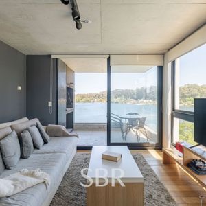 Venta Apartamento 2 Dormitorios Con Vista Al Lago Y Garage En Carrasco Este