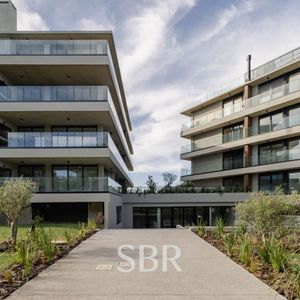 Alquiler Apartamento 2 Dormitorios Con Terraza, Parrillero Y Garage En Barrio Parques