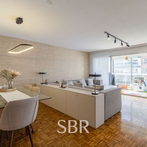 Venta Apartamento 3 Dormitorios Con Servicio, Terraza Y Garage Doble En Punta Carretas